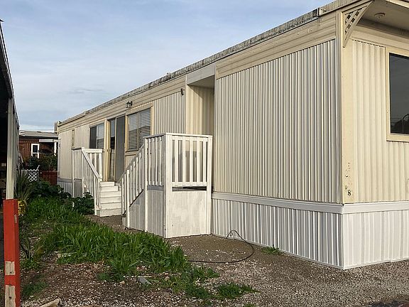 3rd image of 1735 Puente Ave Trailer 23