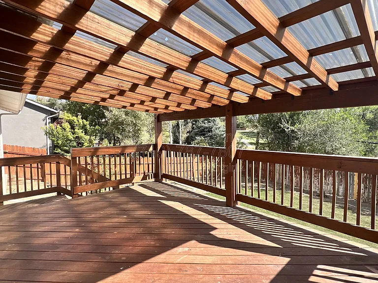 514 Catalina Dr — Photo 37