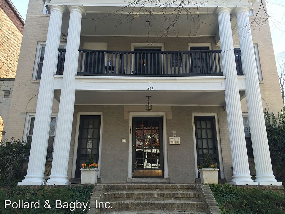 1st image of 215 S Boulevard APT 10