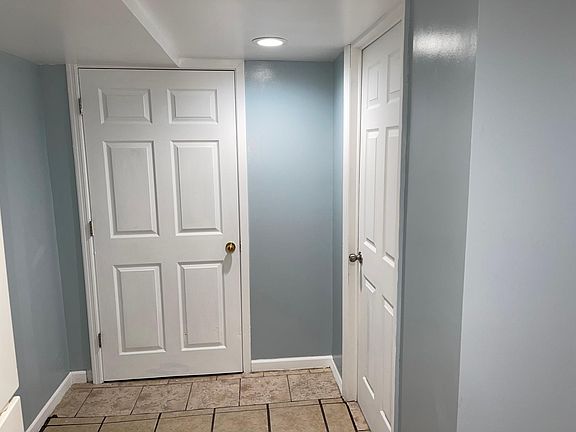 5th image of 17411 109th Ave #2