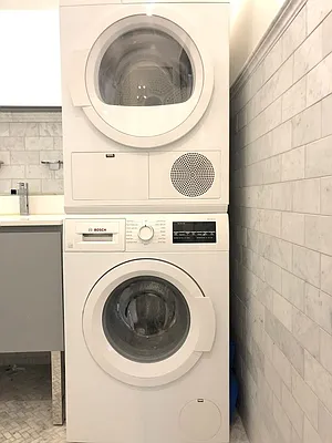 Rented by REAL New York | media 17