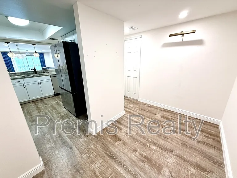 90 S Highland Ave #1101 — Photo 3