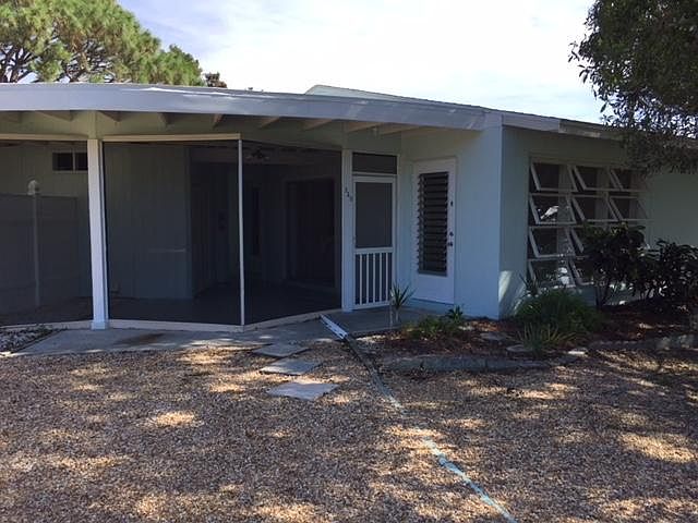 1st image of 322 Parkside Dr