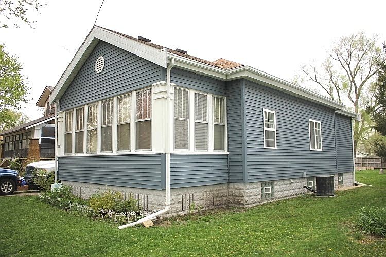 19 E Market St, Piper City, IL 60959 MLS 11764420 Zillow