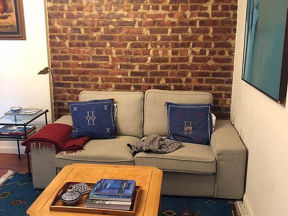 2nd image of 89 Macdougal St APT 6B