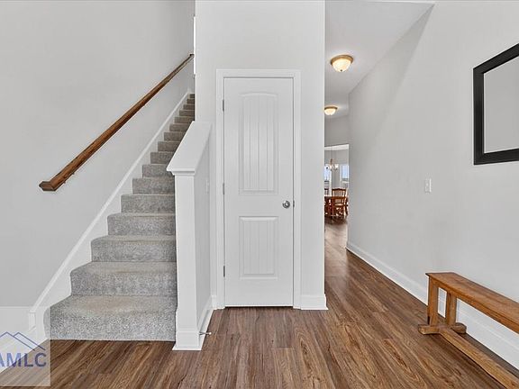 5th image of 139 Centennial Ct