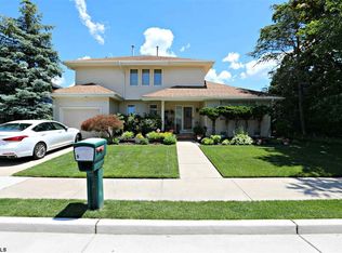 9 Harbor Ln, Margate City, NJ 08402