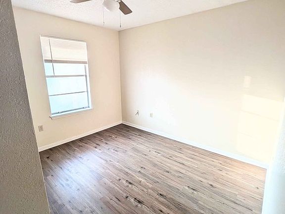 2nd image of 401 N 4th St APT E