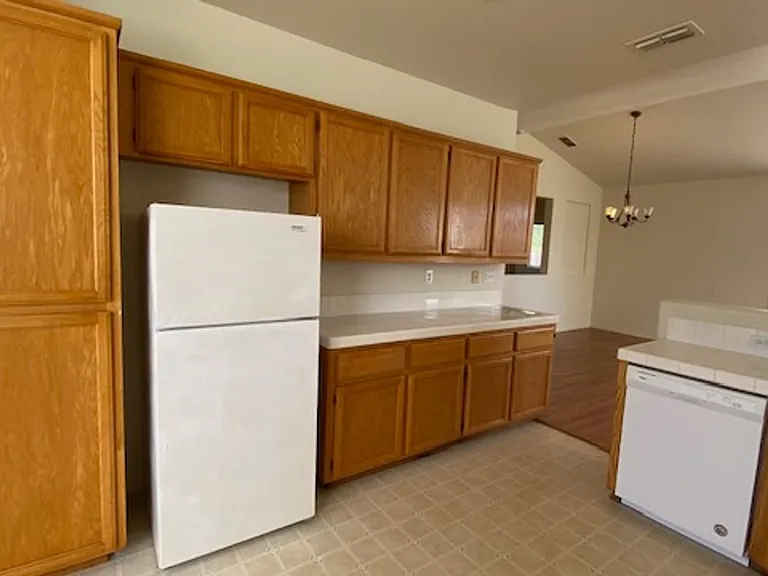 566 Stewart Way — Photo 15