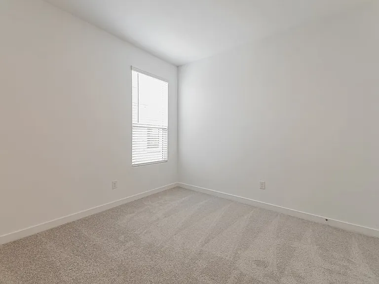 2236 Mustang Ghost Trl — Photo 14