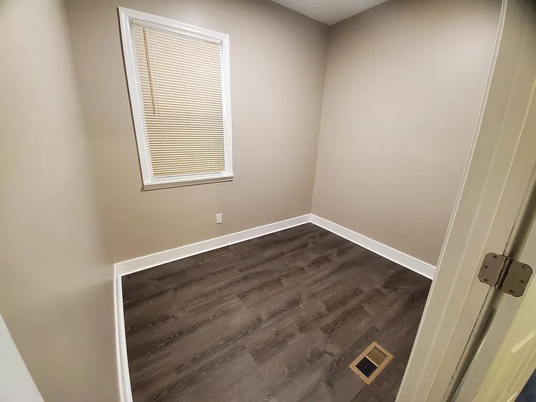 1838 S May St #1F — Photo 11