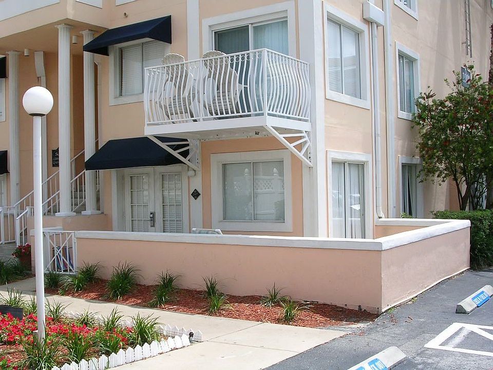 1st image of 8600 Ridgewood Ave #2107