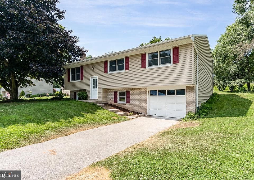 1st image of 312 Erdman Dr