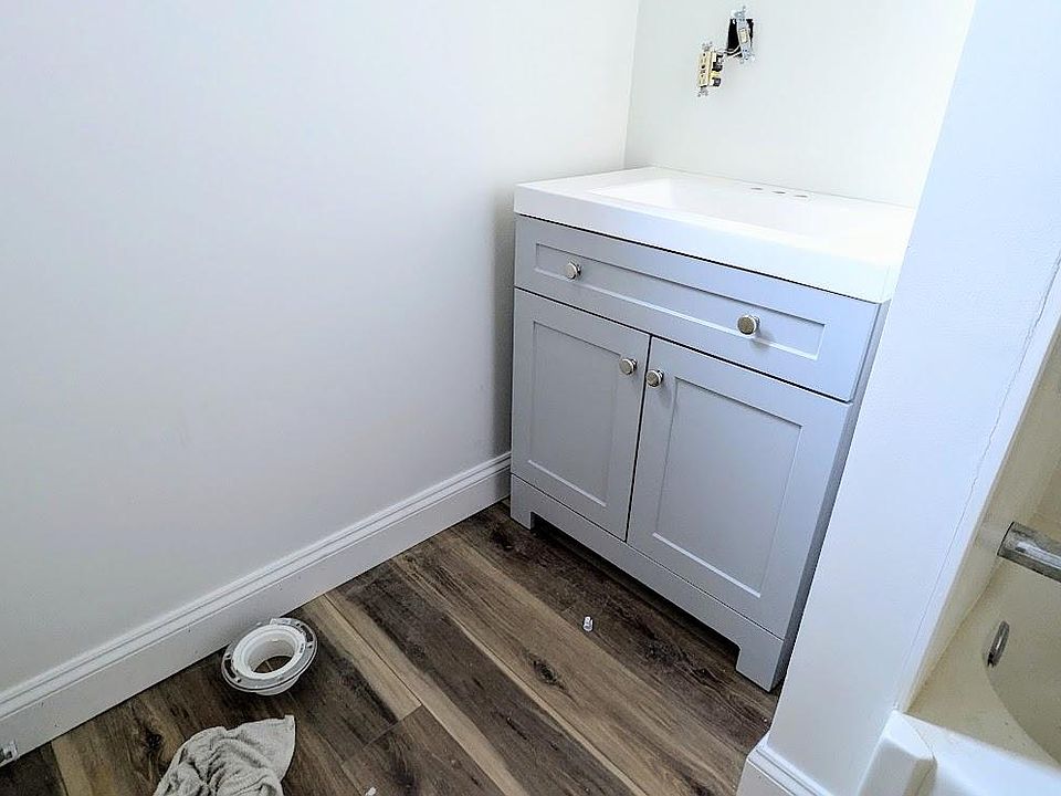 Bathroom Vanity