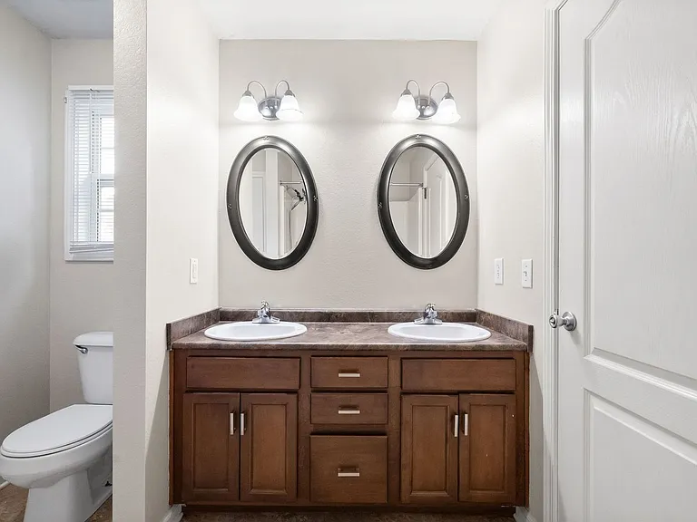 2845 Teakwood Dr — Photo 21