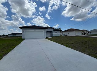 2817 21st St SW, Lehigh Acres, FL 33976