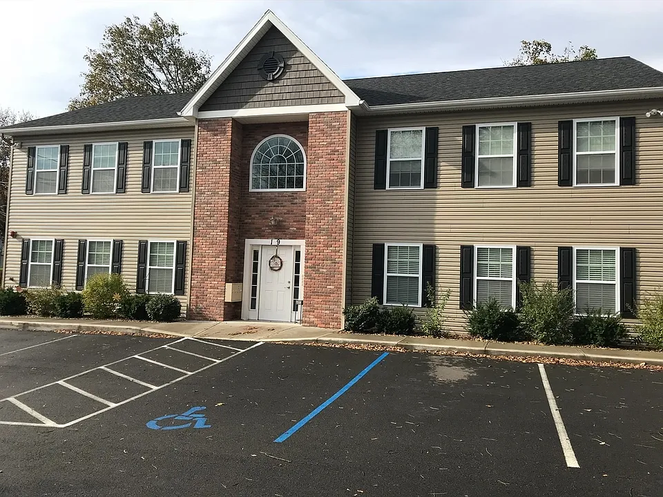 19 Washington Ave #4