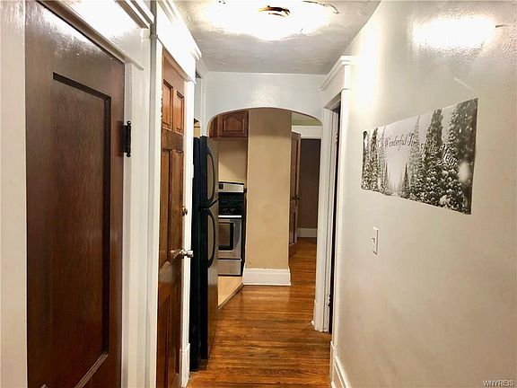 3rd image of 54 Gates Cir #3