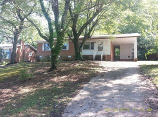 2205 Maybank Dr, Greensboro, NC 27403