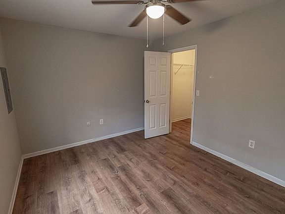 5th image of 1323-1325 Godas Dr #1323
