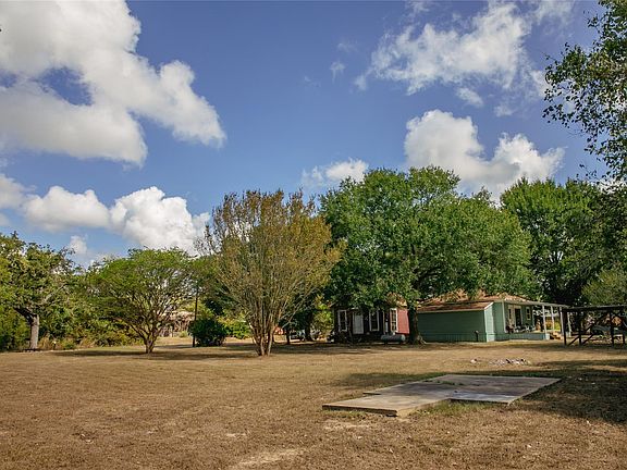 3rd image of 845 2nd St