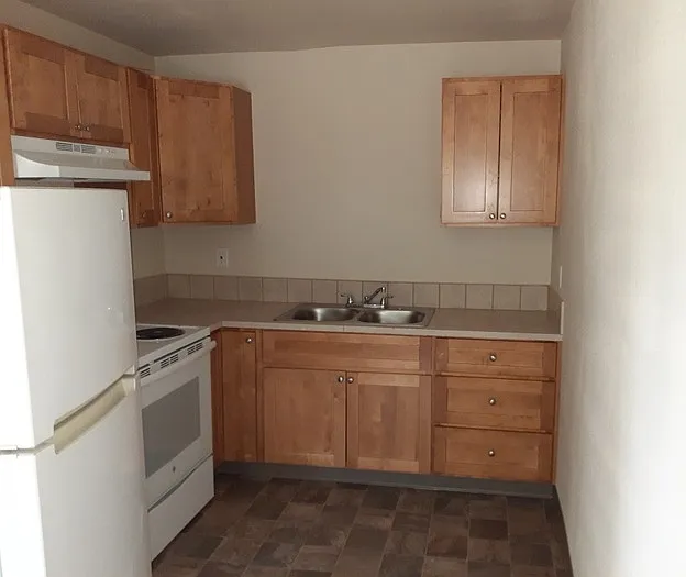 1 bed, 1.0 bath, 516 sqft, $1,599 — Photo 2