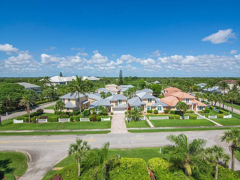 1480 Ocean Dr #5E — Photo 32