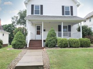 809 Stewart Ave, Grove City, PA