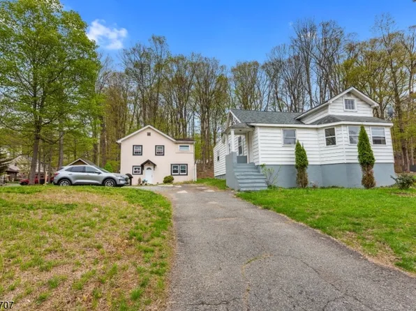 103 Prospect Point Rd, Jefferson Twp., NJ 07849