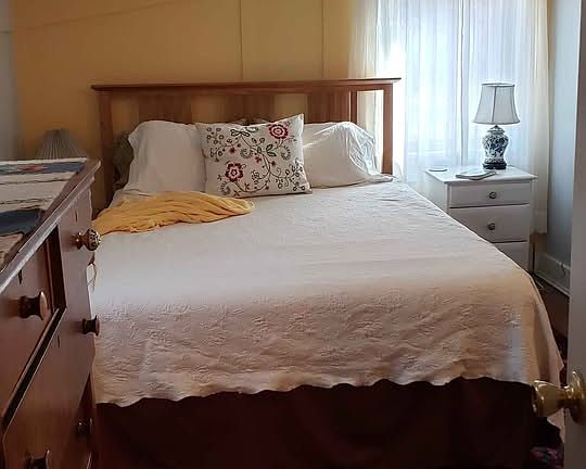 5th image of 1036 Cherry St #1/2