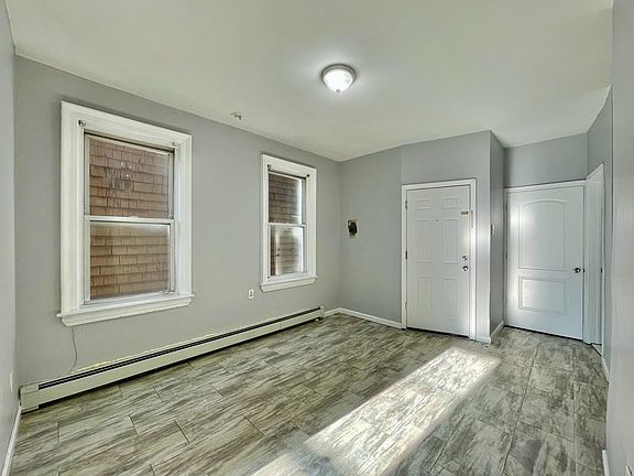 3rd image of 166 Lexington Ave #2FA
