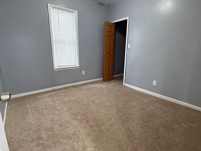 7011 Meadow Ave — Photo 6