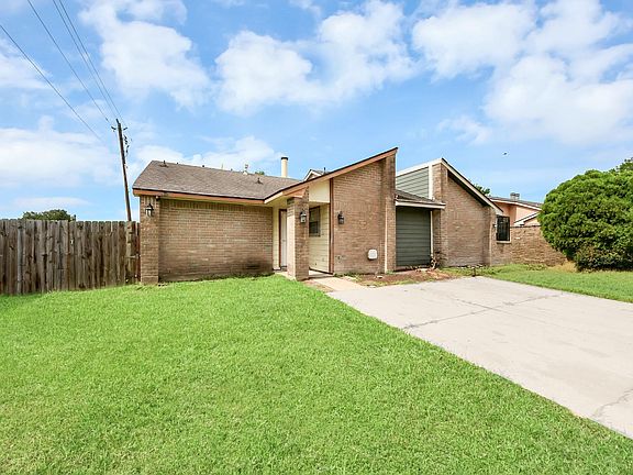 3rd image of 5444 Ridge Wind Ln