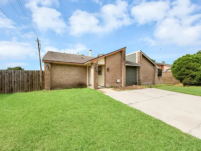 5444 Ridge Wind Ln — Photo 4