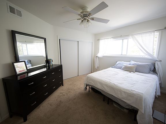 4th image of 8038 Blackburn Ave APT 09