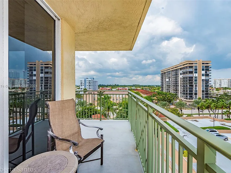 2080 S Ocean Dr #602 — Photo 4
