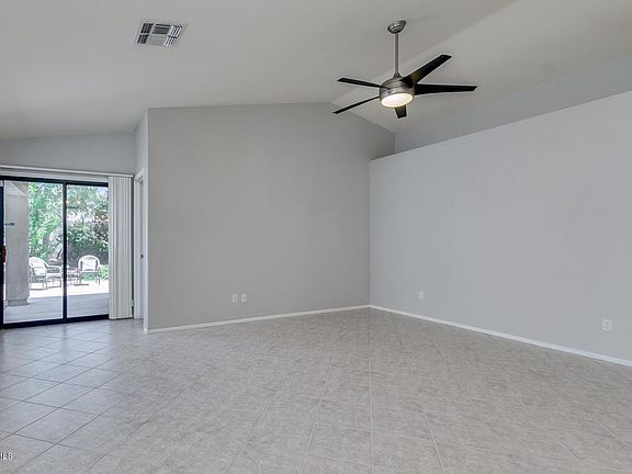 5th image of 3338 E Hononegh Dr