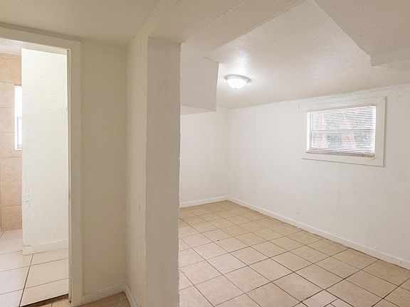 4th image of 1104 22nd St #1104C