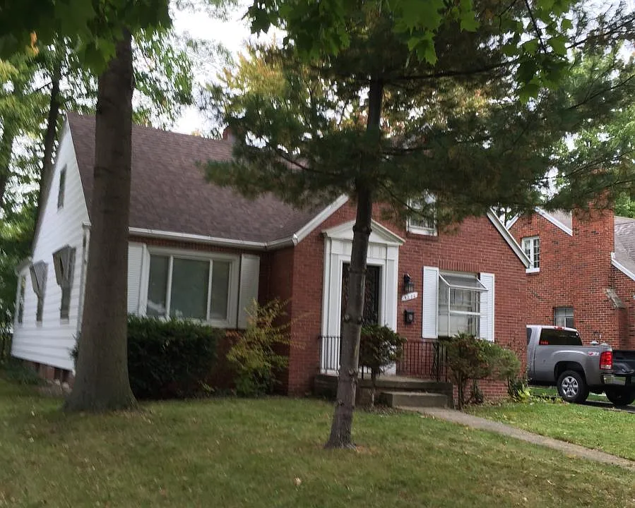 4236 Rugby Dr