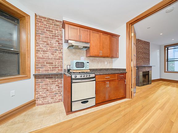 5th image of 454 9th Ave APT 9