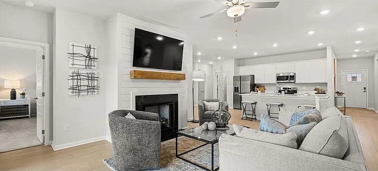 116 Stockholm Ln — Photo 3