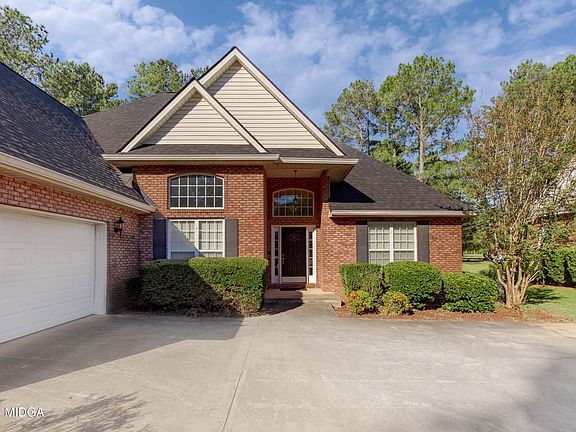 4th image of 307 Idle Pines Dr