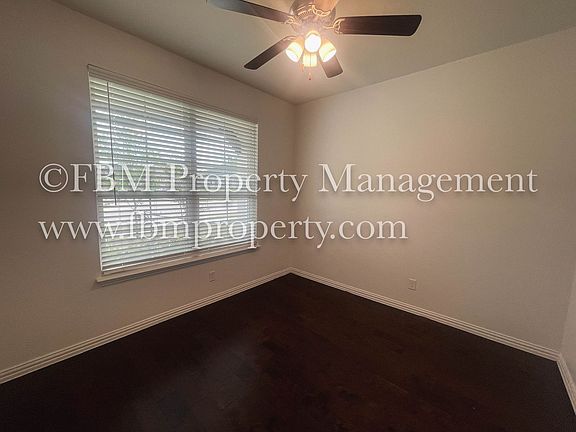 2nd image of 2809 Saratoga Dr