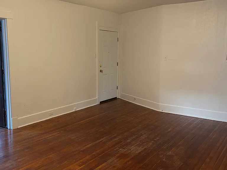 98 Sterrett St #1 — Photo 6