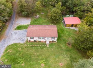 1468 Kelly Island Rd, Martinsburg, WV 25401