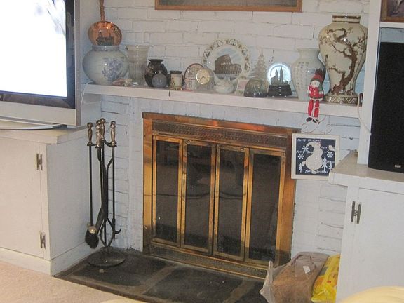 3rd image of 132 Parkside Dr