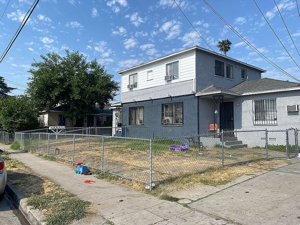 2nd image of 1150 Acacia Ave
