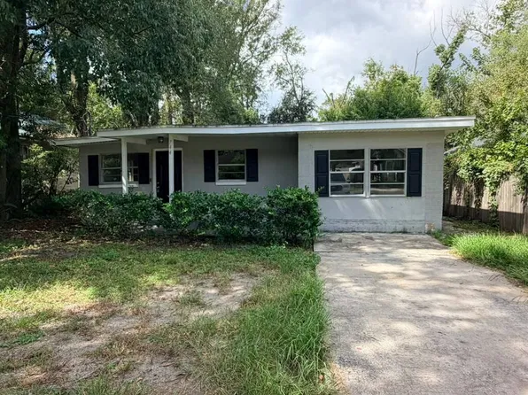 744 Mackinaw St, Jacksonville, FL 32254
