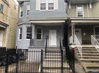 217 Wegman Pkwy, Jersey City, NJ 07305