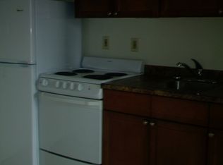 364 Central Ave Apartments - Studio Apartment with ALL Utilities Included!, Dover, NH 03820